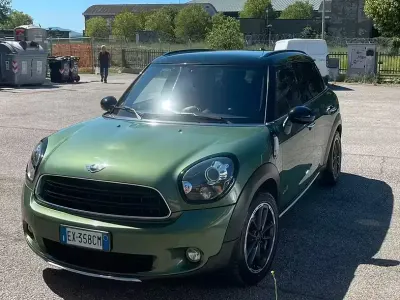 Käytetty Mini Countryman 111 HP (81 kW) 2014 Vihreä Katumaasturi