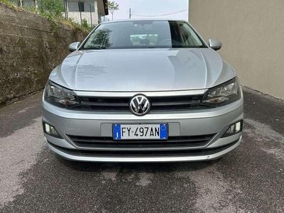 Usata VW Polo Trendline 90 CV (66 kW) 2019 Argento Utilitaria