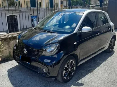 Usata Smart ForFour 71 CV (52 kW) 2016 Utilitaria