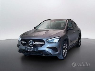 Usata Mercedes GLA180 Advanced Plus 116 CV (85 kW) 2024 Grigio SUV