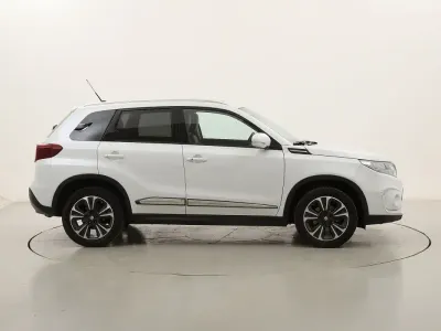 Usata Suzuki Vitara 114 CV (83 kW) 2022 Biancobianco SUV
