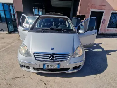 Usata Mercedes A180 Elegance 109 CV (80 kW) 2008 Monovolume