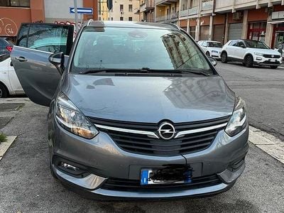 Usata Opel Zafira Life Innovation 135 CV (99 kW) 2019 Grigio Monovolume