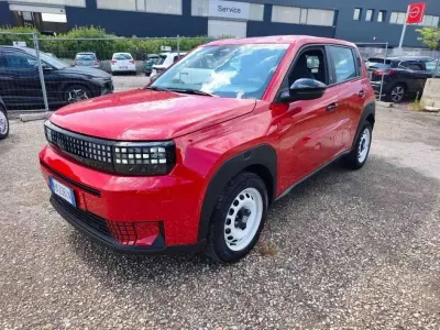 Usata Fiat Grande Panda Red 52 kW (72 CV) 2025 Rosso Utilitaria