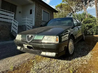 Usata Alfa Romeo 164 114 CV (83 kW) 1990 Verde Berlina
