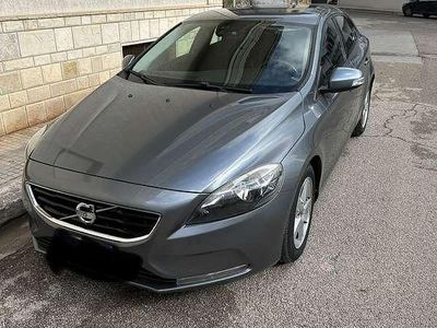 Usata Volvo V40 Kinetic 114 CV (83 kW) 2015 Berlina