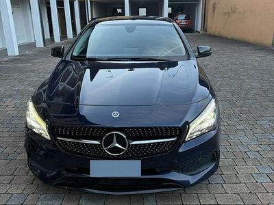 Usata Mercedes CLA200 Premium 136 CV (100 kW) 2019 Blu Station wagon