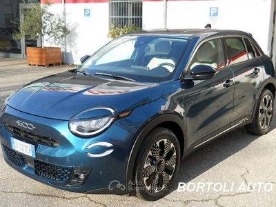Usata Fiat 600 La Prima 101 CV (74 kW) 2025 Verde SUV