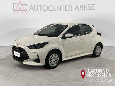 Usata Toyota Yaris Hybrid Active 92 CV (67 kW) 2025 Bianco Utilitaria