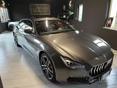 Usata Maserati Quattroporte GranLusso 430 CV (316 kW) 2018 Grigio Berlina