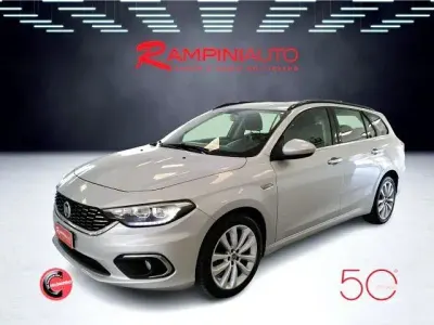 Usata Fiat Tipo Lounge 120 CV (88 kW) 2017 Argento Station wagon