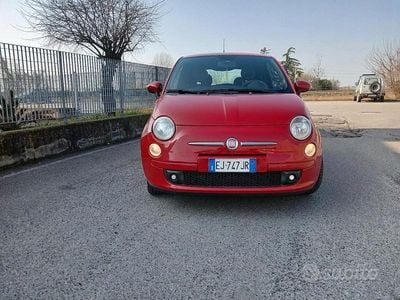 Usata Fiat 500 85 CV (62 kW) 2011 Rosso Coupé