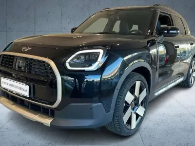 Nuova Mini Countryman Favoured 170 CV (125 kW) 2026 Nero SUV