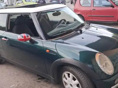Usata Mini Cooper 116 CV (85 kW) 2003 Utilitaria