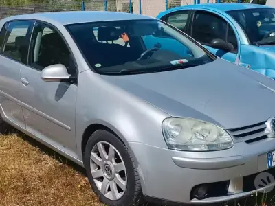 Begagnad VW Golf IV 115 HK (84 kW) 2004 Grå Sedan
