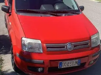 Usata Fiat Panda Dynamic 60 CV (44 kW) 2007 Rosso Utilitaria