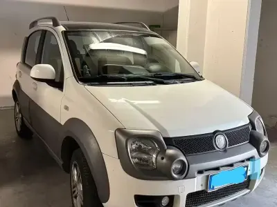 Usata Fiat Panda 54 CV (39 kW) 2010 Bianco Utilitaria