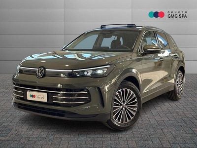 Nuova VW Tiguan Elegance 150 CV (110 kW) 2026 Verde SUV