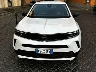 Usata Opel Mokka Elegance 131 CV (96 kW) 2024 Bianco SUV