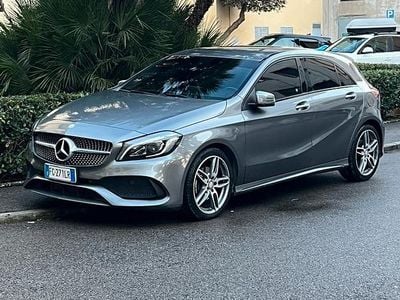Usata Mercedes A180 109 CV (80 kW) 2017 Grigio Berlina