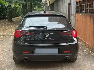 Usata Alfa Romeo Giulietta 140 CV (102 kW) 2012 Nero Utilitaria
