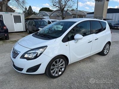 Usata Opel Meriva Cosmo 120 CV (88 kW) 2012 Bianco Monovolume