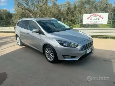 Occasion Ford Focus Titanium 120 ch (88 kW) 2017 Gris Break
