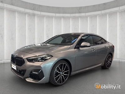 Skyscraper grey metallic Usata 2024 BMW 220 Comfort Edition Coupé | 37.300 € (Buon prezzo)
