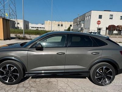 Usata Audi Q3 Sportback Design 150 CV (110 kW) 2020 Grigio SUV