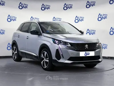 Usata Peugeot 3008 Allure 131 CV (96 kW) 2024 Argento SUV