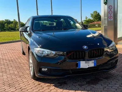 Usata BMW 316 Advantage 116 CV (85 kW) 2016 Nero Station wagon
