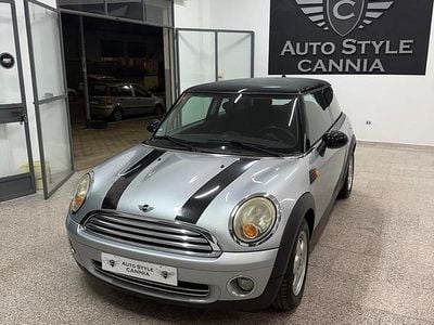Usata Mini Cooper 119 CV (87 kW) 2007 Grigio Utilitaria