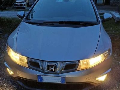 Usata Honda Civic Elegance 99 CV (72 kW) 2011 Berlina