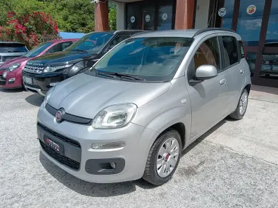 Usata Fiat Panda Lounge 69 CV (50 kW) 2016 Grigio Utilitaria