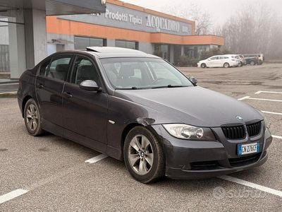 Usata BMW 320 Efficient Dynamics 163 CV (119 kW) 2005 Grigio Berlina
