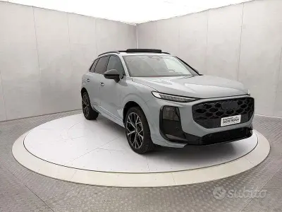 Nuova Audi Q3 S-Line 150 CV (110 kW) 2026 Grigio SUV
