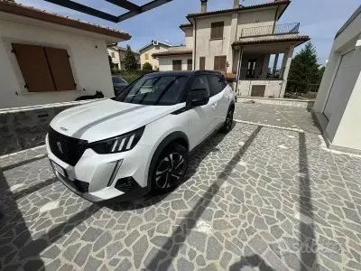 Begagnad Peugeot 2008 GTi 131 HK (96 kW) 2022 Vit SUV