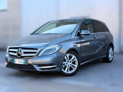 Usata Mercedes B200 Premium 170 CV (125 kW) 2014 Grigio Monovolume