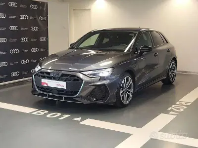 Usado Audi A3 S-Line 150 CV (110 kW) 2025 Gris Berlina