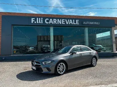 Usata Mercedes A180 Business 116 CV (85 kW) 2021 Grigio Berlina