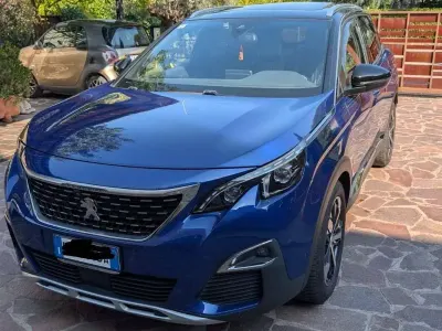 Usata Peugeot 3008 GT-line 131 CV (96 kW) 2019 Bluazzurro SUV