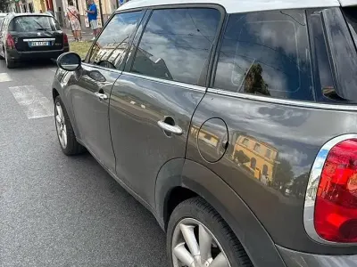Usata Mini Countryman 122 CV (89 kW) 2011 Grigio SUV