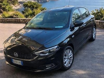 Usata Fiat Tipo Opening Edition 120 CV (88 kW) 2016 Blu Berlina