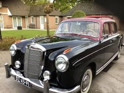 Usata Mercedes 220 106 CV (77 kW) 1958 Nero Berlina