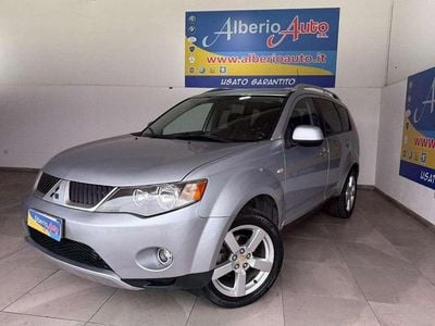 Usata Mitsubishi Outlander Instyle 140 CV (102 kW) 2007 Argento SUV