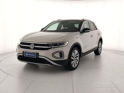 Usata VW T-Roc Style 110 CV (80 kW) 2022 Ascot grey nero SUV