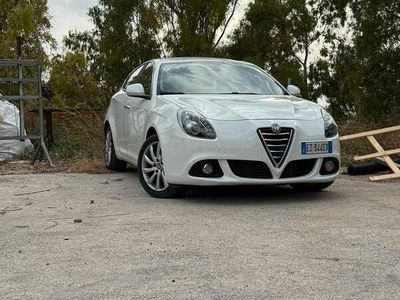 Usata Alfa Romeo Giulietta 105 CV (77 kW) 2014 Bianco Utilitaria