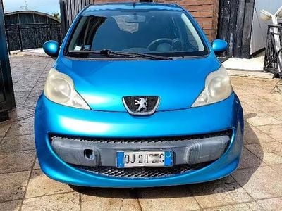 Occasion Peugeot 107 68 ch (50 kW) 2007 Bleue Citadine