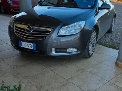 Usata Opel Insignia 160 CV (117 kW) 2012 Grigio Berlina