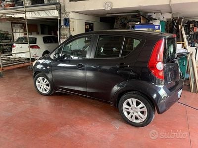Usata Opel Agila Enjoy 94 CV (69 kW) 2011 Arancione Utilitaria